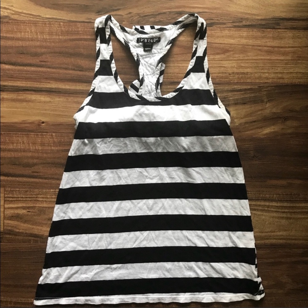 Volcom tank